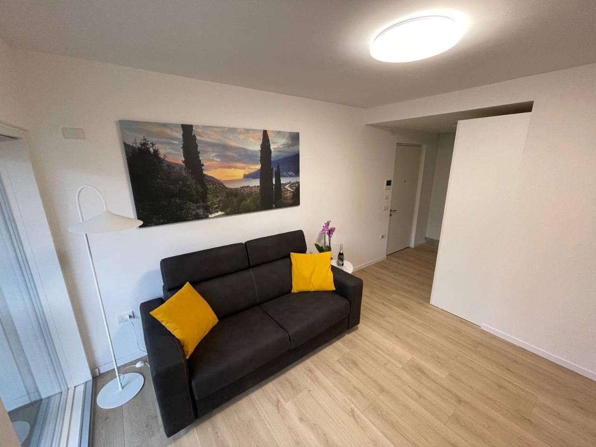 Le Terrazze Living Apartment Рива дел Гарда Екстериор снимка
