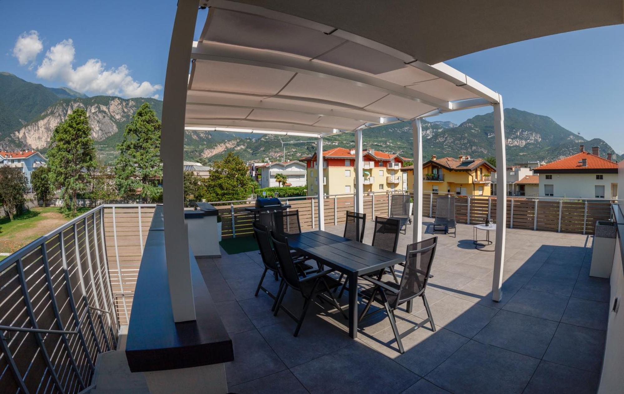 Le Terrazze Living Apartment Рива дел Гарда Екстериор снимка